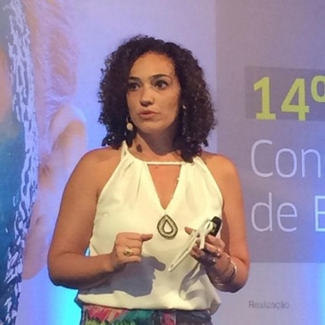 Luciana Auad – Diretora de Ensino – Aprendizagem, Saúde Mental e Bem-Estar – Inspirali Educação e Membro da CTAA(INEP).